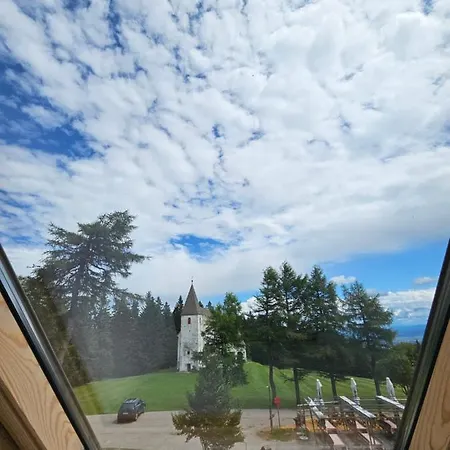 Candrova Koca Gostinjska kuća Hocko Pohorje