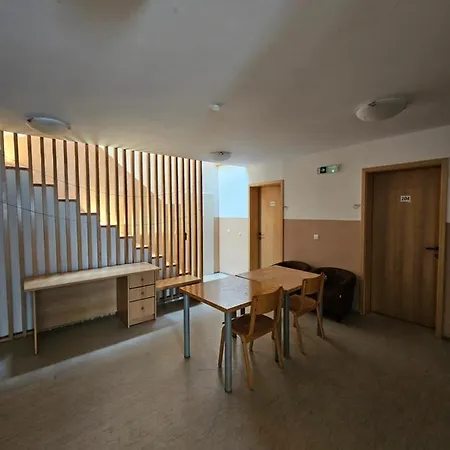 Candrova Koca Gostinjska kuća Hocko Pohorje