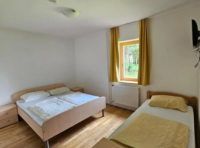 Candrova Koca Hočko Pohorje