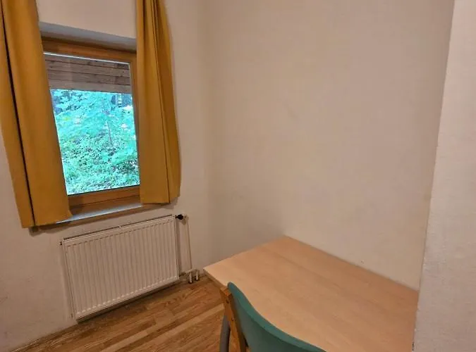 Candrova Koca 3* Hočko Pohorje